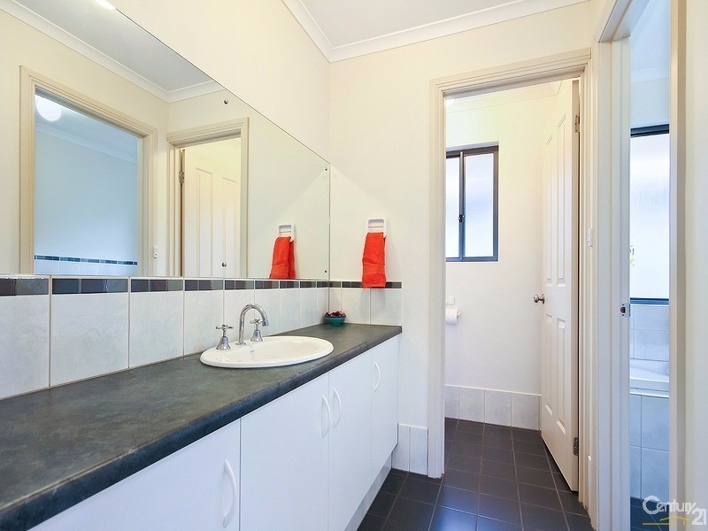 10 Aquamarine Avenue, Aldinga Beach SA 5173