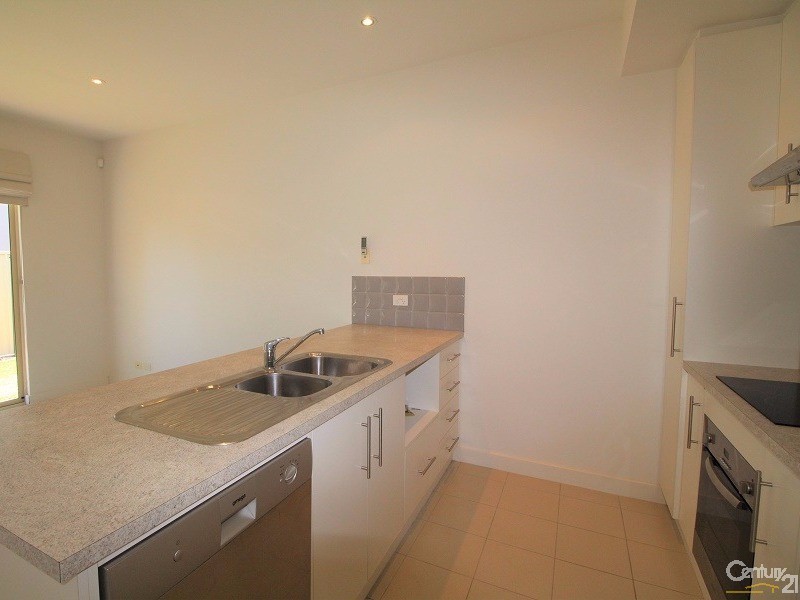 5/16 Whinnerah Avenue, Aldinga Beach SA 5173