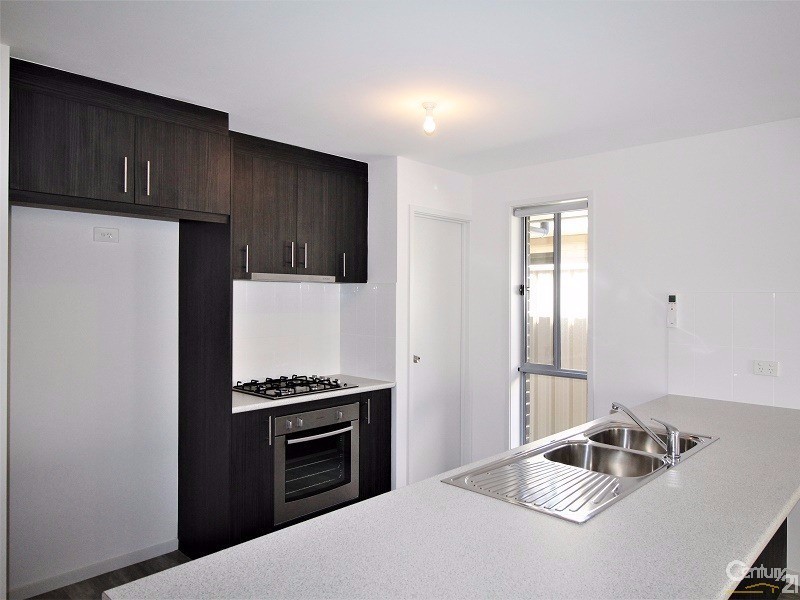 18 Kuta Crescent, Aldinga Beach SA 5173