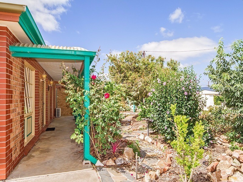 4 Falcon Street, Port Willunga SA 5173