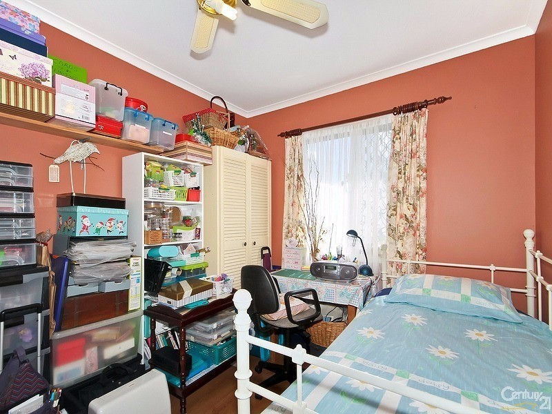 4 Falcon Street, Port Willunga SA 5173