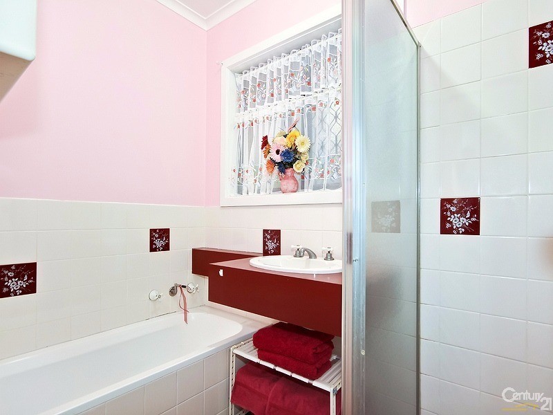 4 Falcon Street, Port Willunga SA 5173