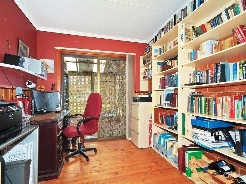 4 Falcon Street, Port Willunga SA 5173