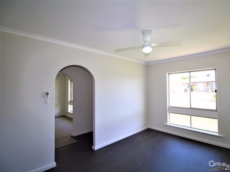 2 Alveston Avenue, Huntfield Heights SA 5163