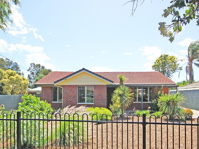 19 Irving Road, Aldinga Beach SA 5173