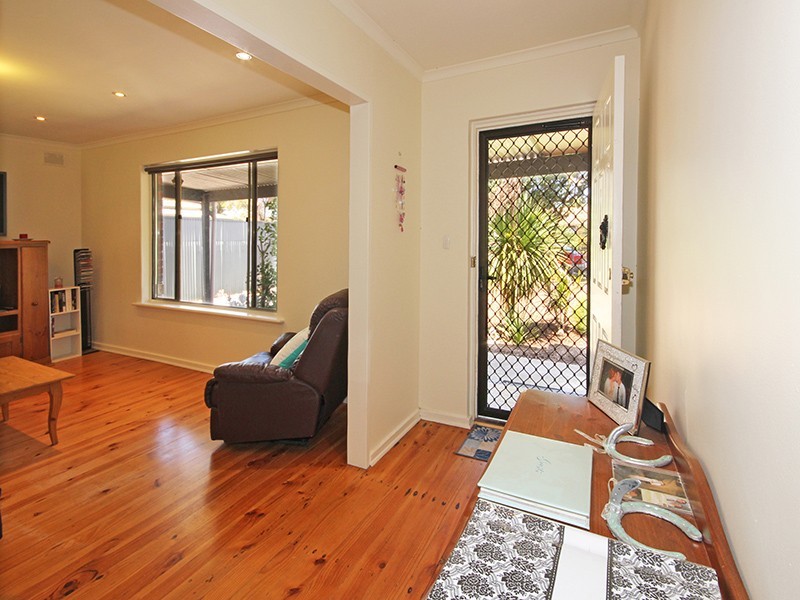 19 Irving Road, Aldinga Beach SA 5173