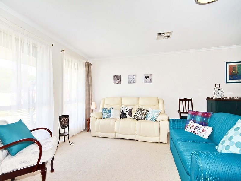 13 Seaview Street, Aldinga Beach SA 5173