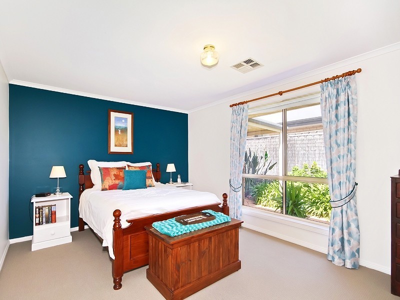 13 Seaview Street, Aldinga Beach SA 5173