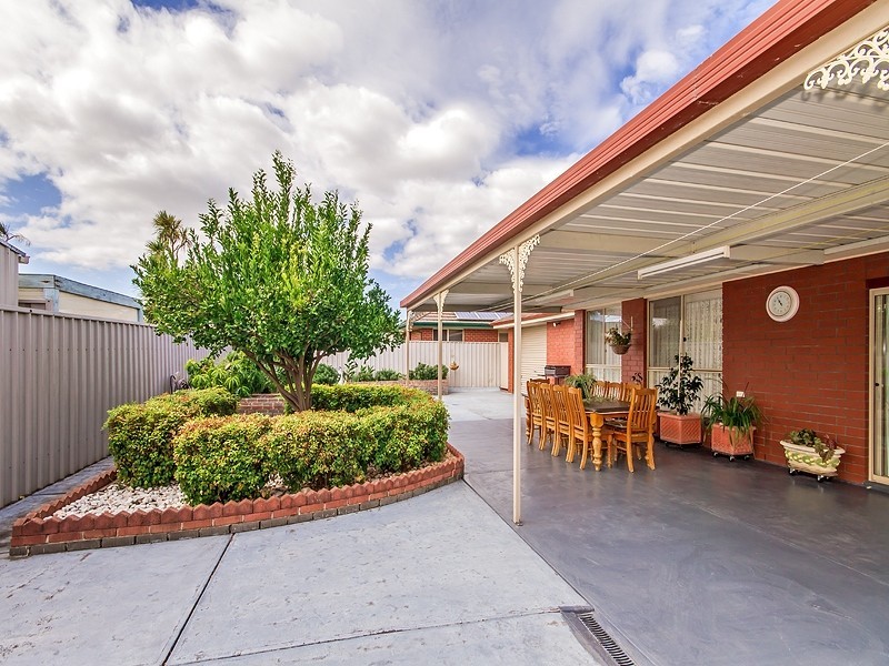 11 Barbados Drive, Seaford Rise SA 5169