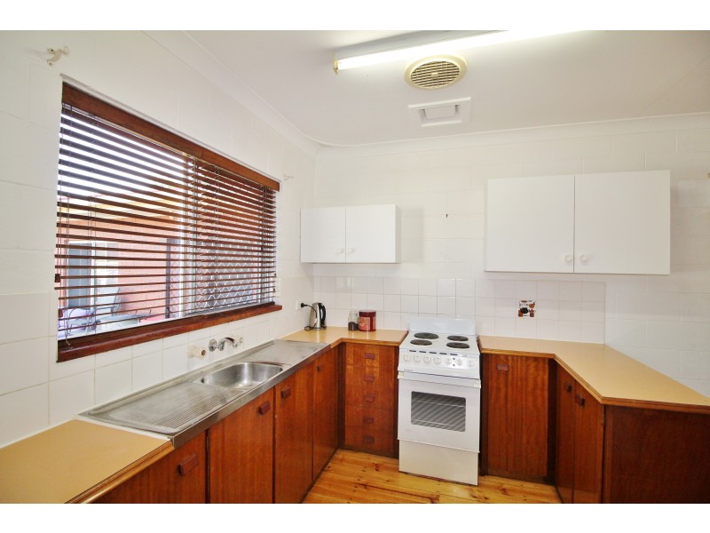 1/2 Sedunary Road, Morphett Vale SA 5162