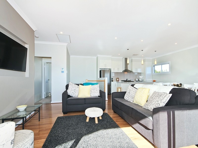 2 Wellington Avenue, Sellicks Beach SA 5174