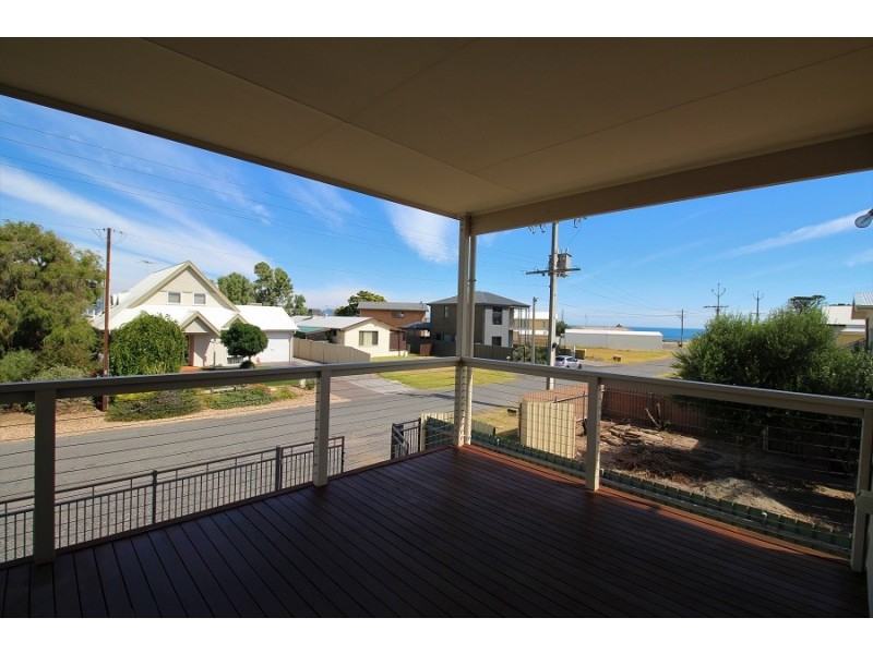 11 Symonds Street, Aldinga Beach SA 5173
