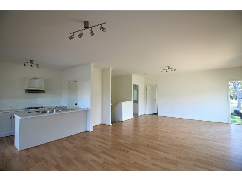 11 Symonds Street, Aldinga Beach SA 5173