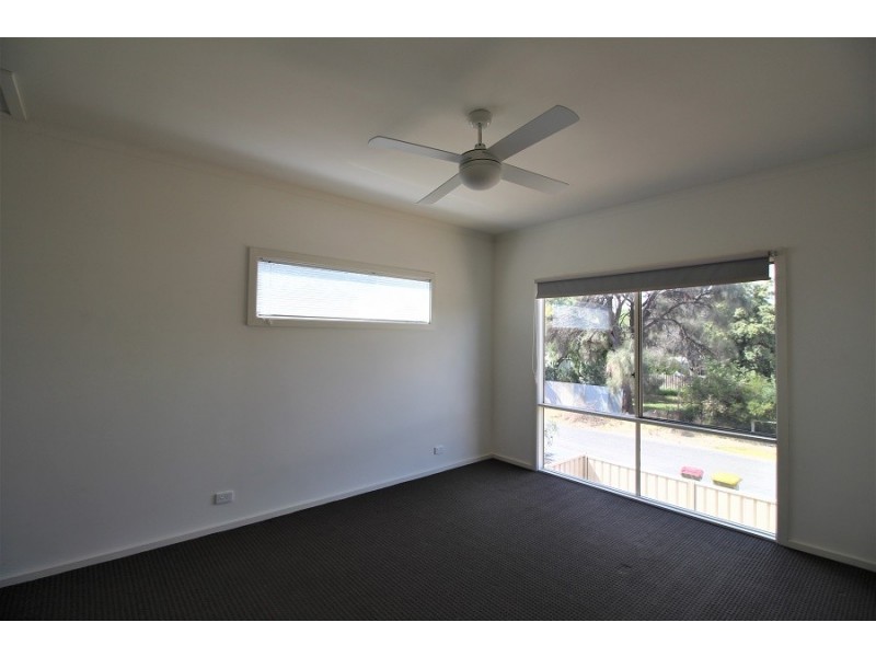 11 Symonds Street, Aldinga Beach SA 5173