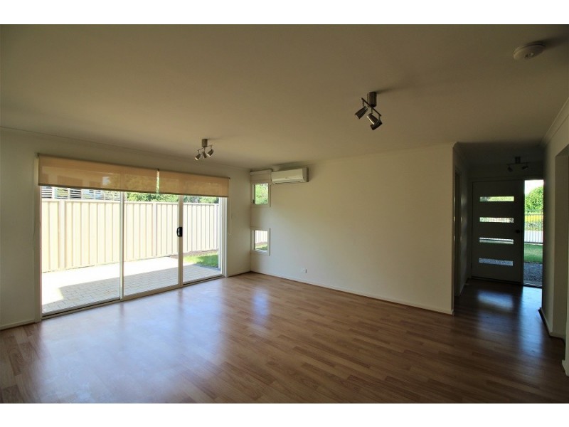 11 Symonds Street, Aldinga Beach SA 5173