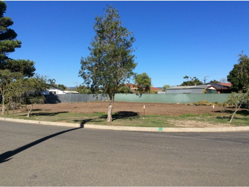 6 and 8 Throw Street, Aldinga Beach SA 5173