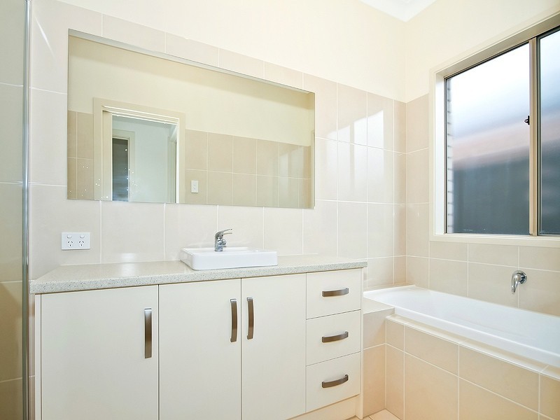 6 Harrison Street, Seaford Heights SA 5169