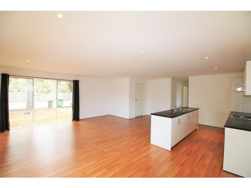 82 Whinnerah Avenue, Aldinga Beach SA 5173