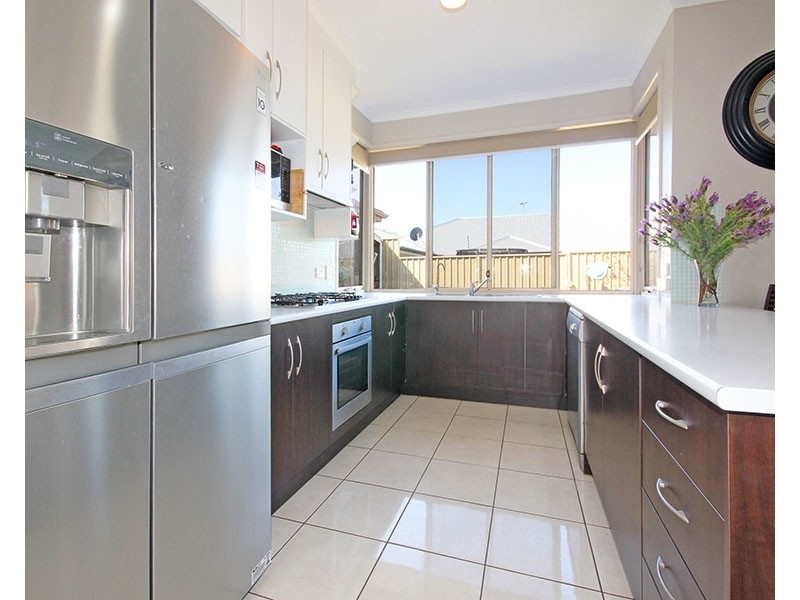 6 Nicholl Avenue, Aldinga Beach SA 5173