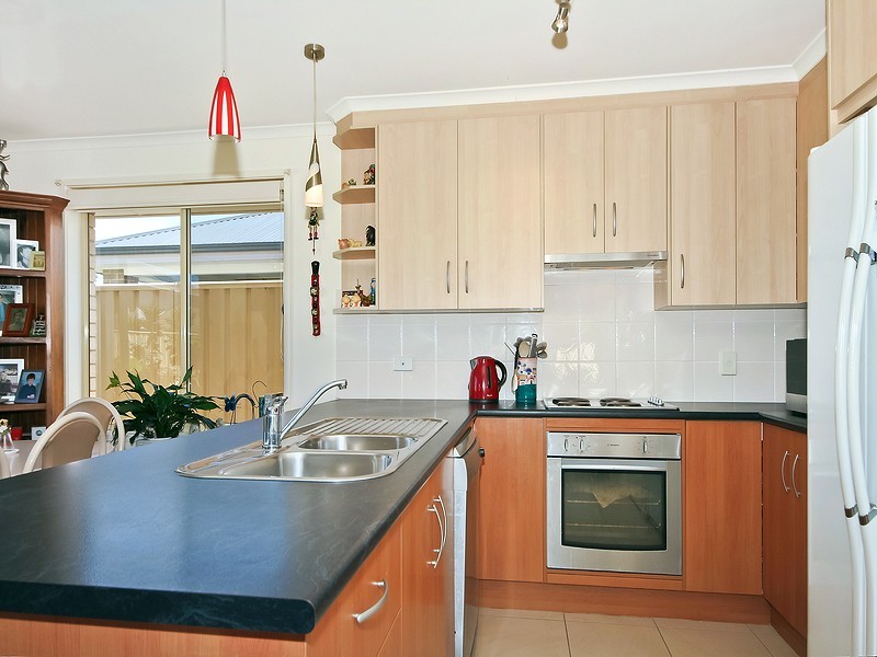 8 Offshore Avenue, Aldinga Beach SA 5173