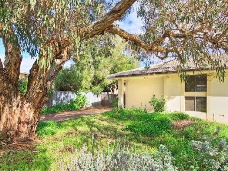 2/38 Harvey Crescent, Aldinga Beach SA 5173