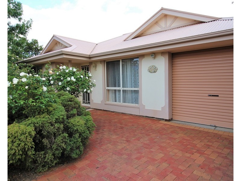 9 Aubrey Drive, Willunga SA 5172