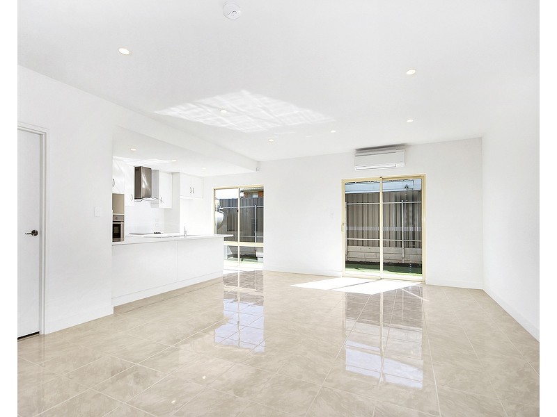 4/33-35 Harvey Crescent, Aldinga Beach SA 5173