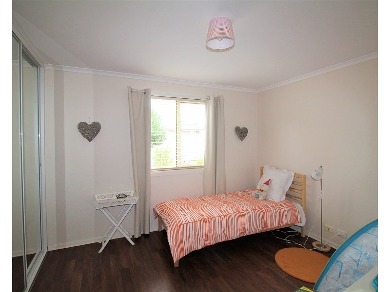 6 Barracoota Crescent, Aldinga Beach SA 5173