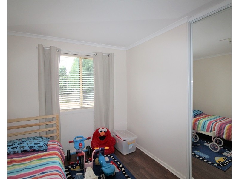 6 Barracoota Crescent, Aldinga Beach SA 5173