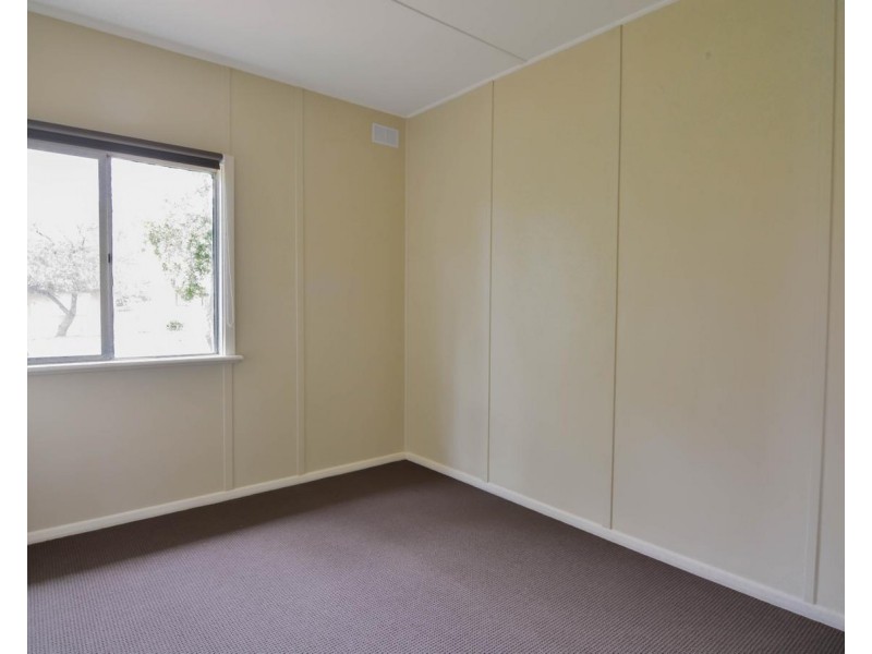 8  Wellington Avenue, Sellicks Beach SA 5174