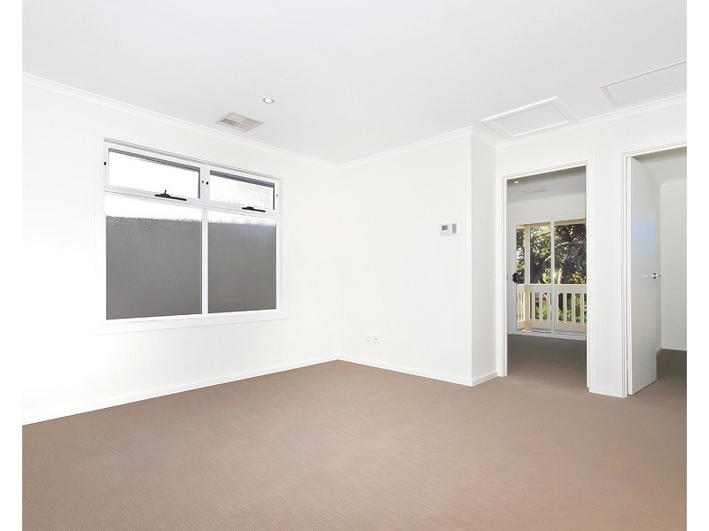 11 Hamilton Road, Aldinga Beach SA 5173