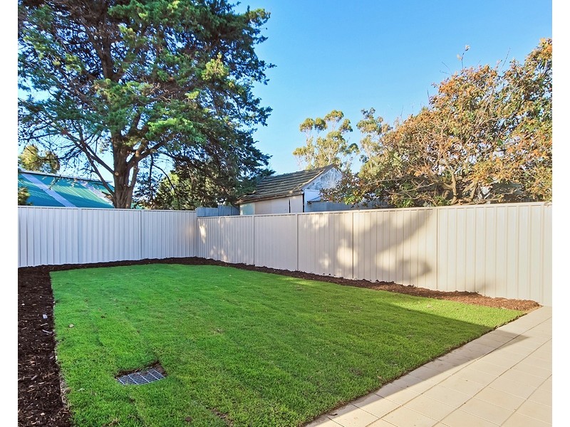 11 Hamilton Road, Aldinga Beach SA 5173