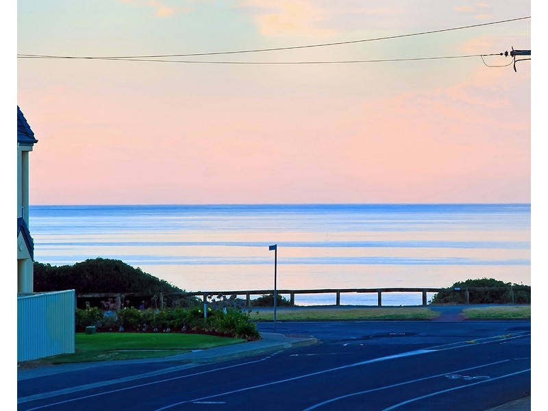 8 Quinliven Road, Aldinga Beach SA 5173
