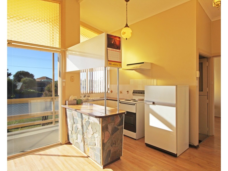 8 Quinliven Road, Aldinga Beach SA 5173