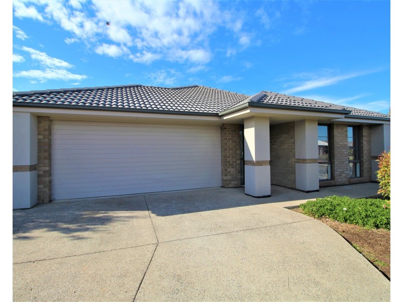 27 Halcyon Circuit, Aldinga Beach SA 5173