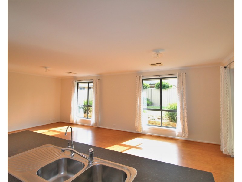 27 Halcyon Circuit, Aldinga Beach SA 5173