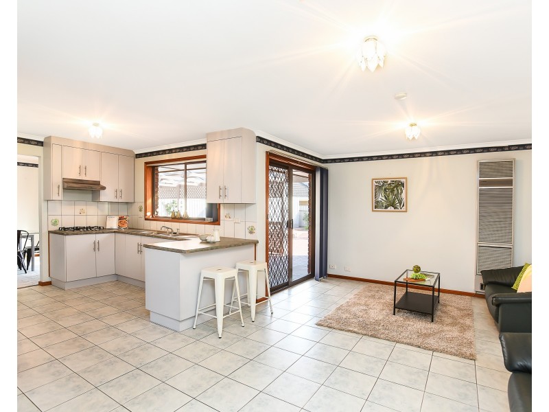 3 Dotterel Place, Seaford Rise SA 5169