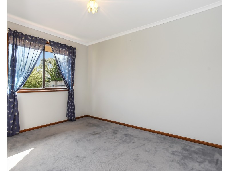 3 Dotterel Place, Seaford Rise SA 5169