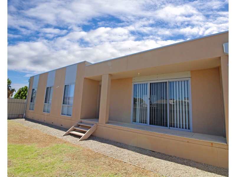 49 Croser Avenue, Aldinga Beach SA 5173