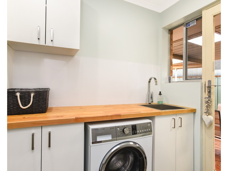 2 Madeira Drive, Morphett Vale SA 5162