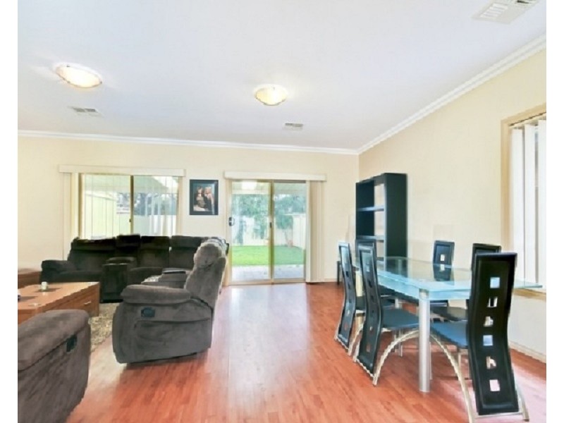 7 Oakley Crescent, Aldinga Beach SA 5173