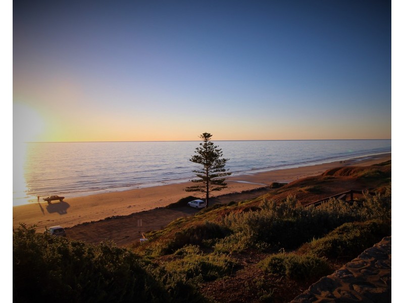 6 Esplanade, Sellicks Beach SA 5174