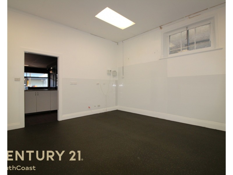 18 Ocean Street, Victor Harbor SA 5211