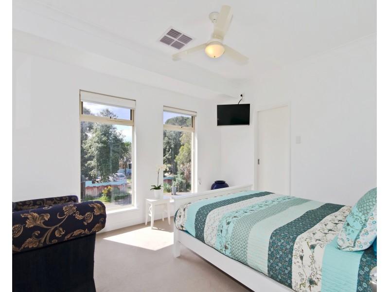 2 Whinnerah Avenue, Aldinga Beach SA 5173