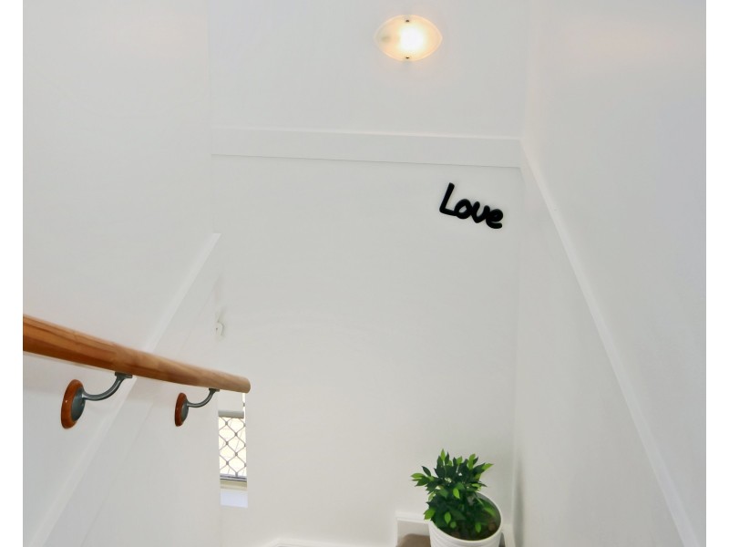 2 Whinnerah Avenue, Aldinga Beach SA 5173