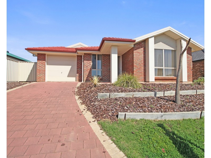 16  Caronia Cove, Sellicks Beach SA 5174