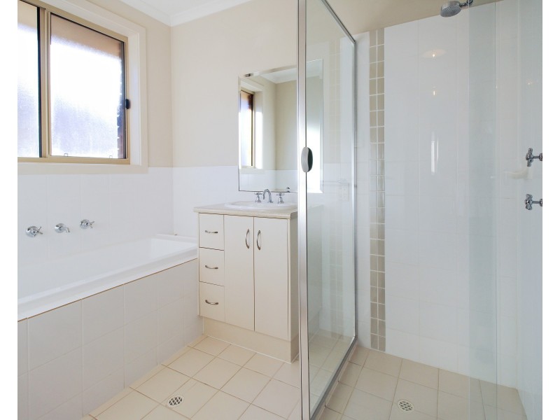 16  Caronia Cove, Sellicks Beach SA 5174
