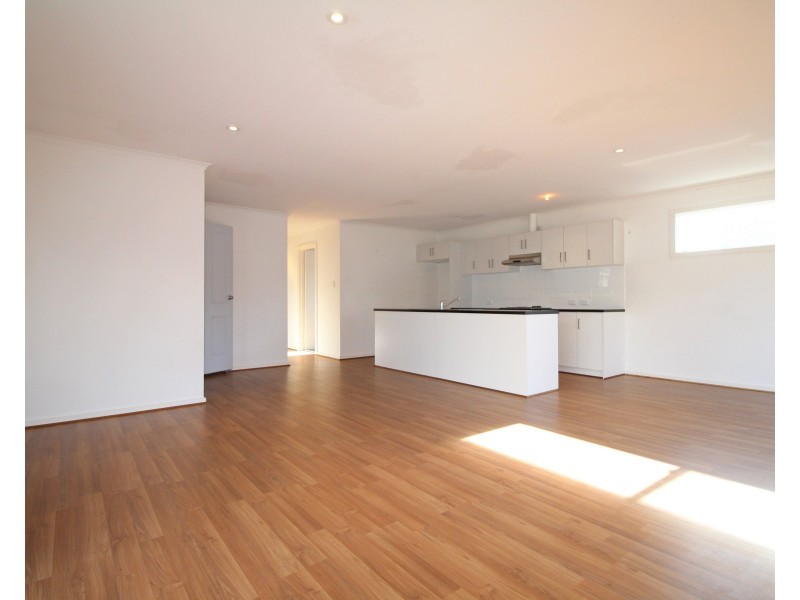 82 Whinnerah Avenue, Aldinga Beach SA 5173