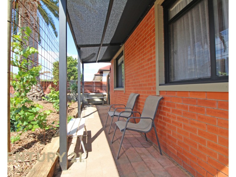 8 Maturin Avenue, Christies Beach SA 5165