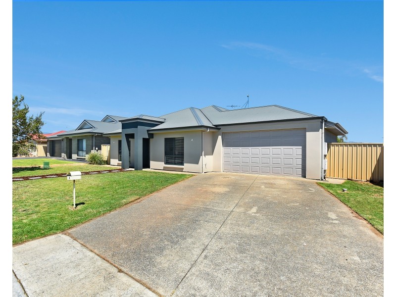 4 Offshore Avenue, Aldinga Beach SA 5173